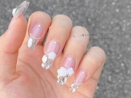 ストーンフレンチネイル