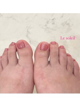 ル ソレイユ(Le soleil)/マニキュア+ラメ byさとみ