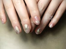 フローフェン(Floofen)/グレー×ピンク