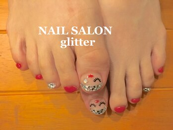 ネイルサロン グリッター(NAIL SALON glitter)/キュートなお人形フットネイル