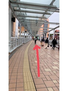 アンベリール(Embellir)/駅からお店までの道