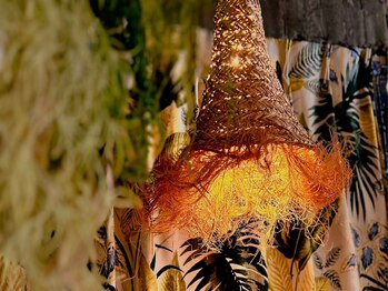 ポンピーク(Pon Peak)/麦わらライトで癒しを♪