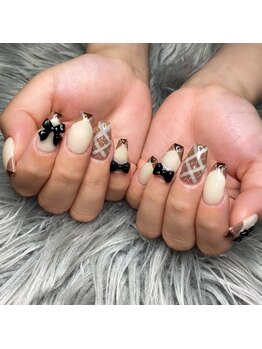 アミュレット(AMULET)/チェックネイル