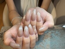 ブローディアネイルの雰囲気(丁寧なカウンセリングとケアで爪の形も細長くキレイに*)