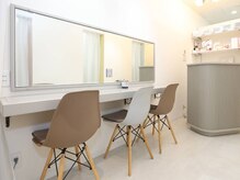 施術後のメイクなおしもゆったりご利用いただけます◎