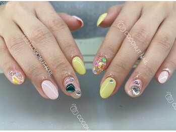 ココナッツネイル/