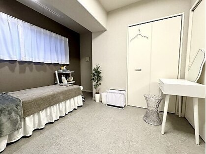 ハーブピーリングx韓国肌管理【&me大阪梅田店】ピーリング/ララピール毛穴ニキビケアの写真