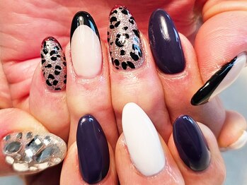 エルディケイ(LDK)/ヒョウ柄 フレンチ ストーン