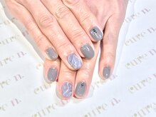 キュアエヌ(cure.n)/天然石ネイル