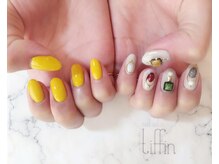 ネイルサロン ティフィン(tiffin)/アシンメトリーでカジュアルに