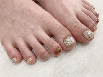 リリカネイル(Ririka nail)/秋フットネイル