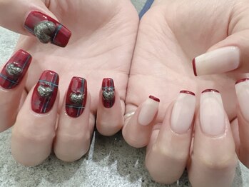 プライズアイリス アイラッシュ 池袋東口店(prize Iris eyelash)/個性派ちぐはぐネイル