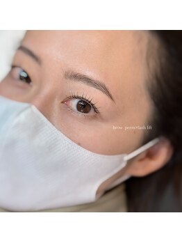 イスリーツー(ithree.2)/似合わせまつパ×眉毛パーマ