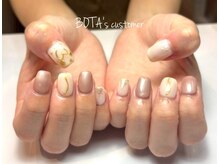 ボタネイル 本厚木(BOTANAIL)/ゴールドネイル/手描きネイル