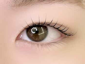 ラーチェ(R'ACE)の写真/【平日22時迄営業◎】お仕事帰りにも♪駅近で通いやすい好立地◎ハリコシ艶のある美まつ毛へ!