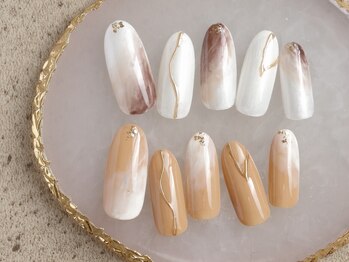 メゾンカラン(Maison Calin)の写真/【ワンカラー・グラデーション¥4000】技術に差が出るシンプルデザインも経験豊富なネイリストにお任せ◎