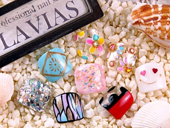 プロフェッショナル ネイルサロン ラヴィアス(LAVIAS)/【フット】ワンカラ＋アート２本