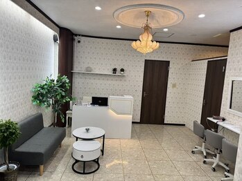 ケンビエン 池袋店(Ken.Bien)/【改装後】落ち着く店内