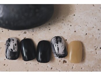 クロ(KURO)/ブラックアートネイル