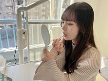 プロケアホワイトニング 池袋店の雰囲気（施術中の風景です♪初めての方でもカウンセラーのサポートで安心）