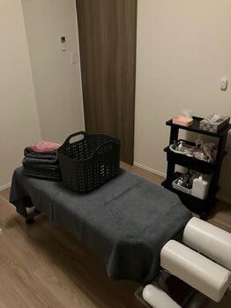 バイアス(BIAS)/個室1