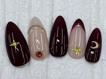 ハニービービー(Honey Bee Bee)/月ボルドーネイル