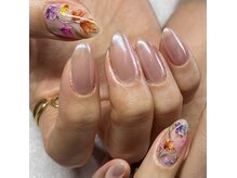 ネイルスペース ヴィザヴィ(NailSpace Vis-a-vis)の雰囲気（シンプルだけど印象的に♪持ち込みデザイン可能◎♪）