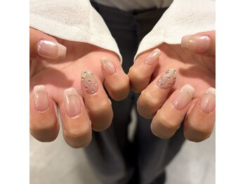 ディー ネイル アイラッシュ ヤバ(DEE nail×eyelash yaba)/b-13 90分アートフリー