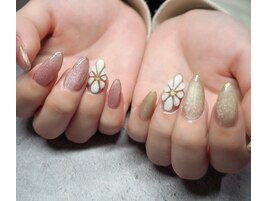 ぷっくりネイル