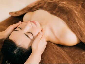 レイ(Lei)の写真/毛穴の開き・黒ずみ・くすみ・たるみを改善！お肌のキメを整えて透明感のある美肌へ♪毛穴ケアにも◎