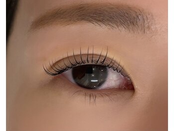 エミン(emin)/ケラチンラッシュリフト