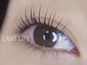 フィー(Fee)/根本から立ち上げ♪