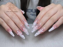 ウメネイルスタジオ(UME NAIL STUDIO)/ 長さだしやり放題×つけ放題
