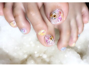 アグン(agung)/ヨーヨーのような夏ネイル