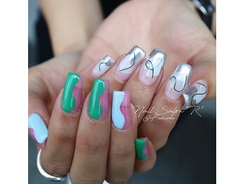 ネイルサロン R/スタイリングコース