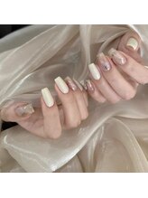 ピンキーネイル(Pinky Nail) Yi Yi