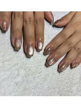 ネイルズピクシー ルヴィルーム(Nail's pixie REVI room)/マグネットネイル