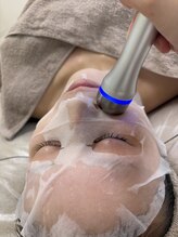 ニコ(25)/肌質改善パック導入