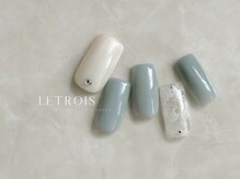 ルトロワ(LETROIS)/