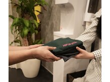 ヒップアップジム 菊川店の雰囲気（ウェアもお水も完備！手ぶらで来て気持ちいい汗を流しましょう♪）