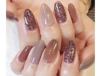 ジェイノヴァール(Jnovart)/