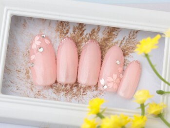 フィリーバイルルズ 天王寺店(Firii by Lulus)の写真/キレイめシンプルなオフィスネイル¥5850【しっかり甘皮ケア付】トレンドを押さえたニュアンスデザイン¥6800