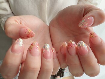 アマービレ(amabile)/押し花ネイル