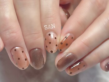 サン(SAN)/ドット柄マグネットネイル