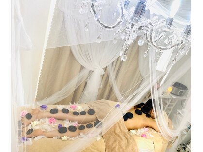 ジュネル ローズ(JEWNEL ROSE)の写真