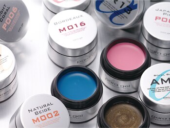 ディバイン ネイルズ(DIVINE NAILS)の写真/大人女性に人気のパラジェル使用♪≪3回まで利用可能ワンカラー・ラメグラ¥5500≫美フォルム◎