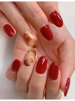 ネイルサロン ティアラリュクス 市川北口店(Tiara Luxe)/赤ネイル