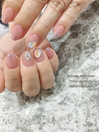 ビジューネイル