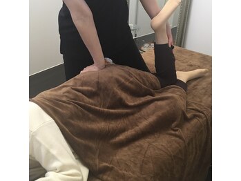 ニーナ(neena)/美脚整体/ヒップアップ