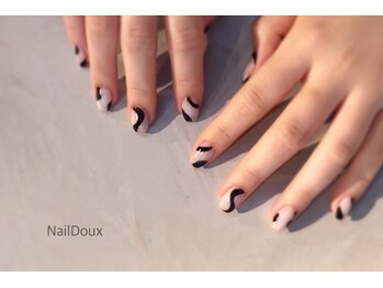ネイル ドゥ 岡山駅前店(Nail Doux)/☆モノトーンデザイン☆